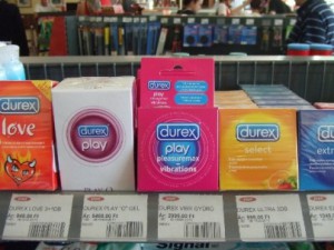 ブタペスト郊外のガソリンスタンドで。1箱、円では半分の額