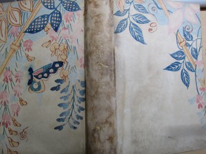 高校生のとき古本屋で買った「与謝野晶子短歌全集第一」表紙 新潮社大正8年10月6日発行